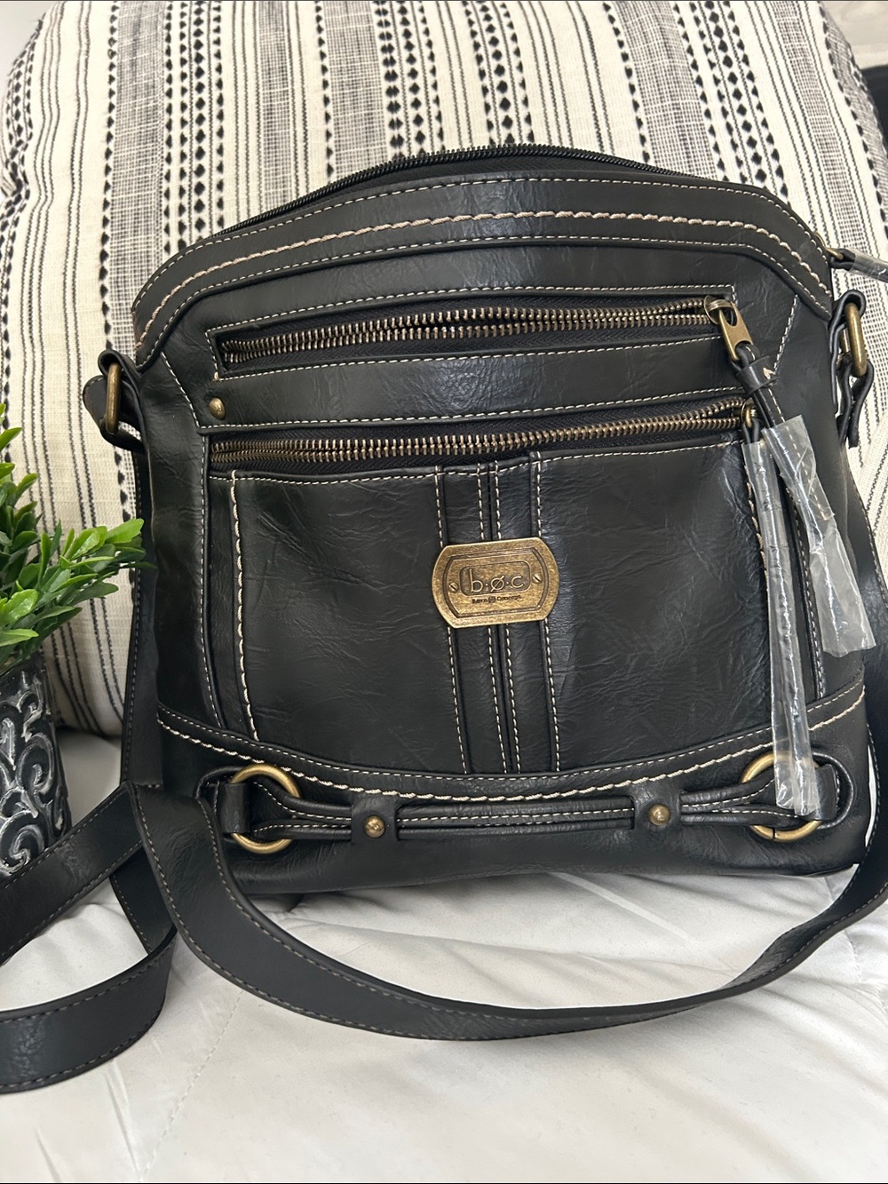 b.o.c. Black Crossbody Bag with Antique Gold Hardware NWOT